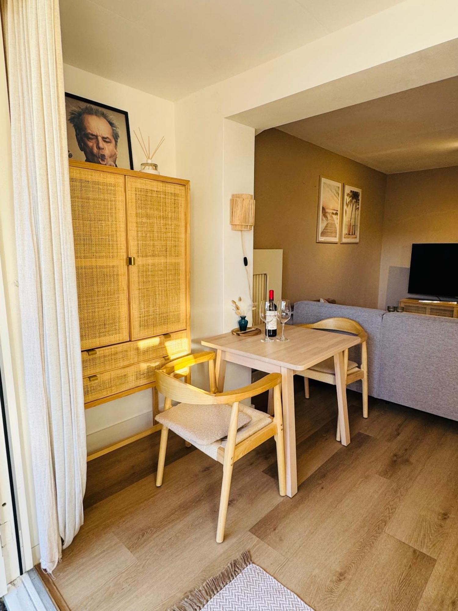 Apartamento Hello Noordwijk - Souterrain Hoogwakersbosstraat 6 Exterior foto